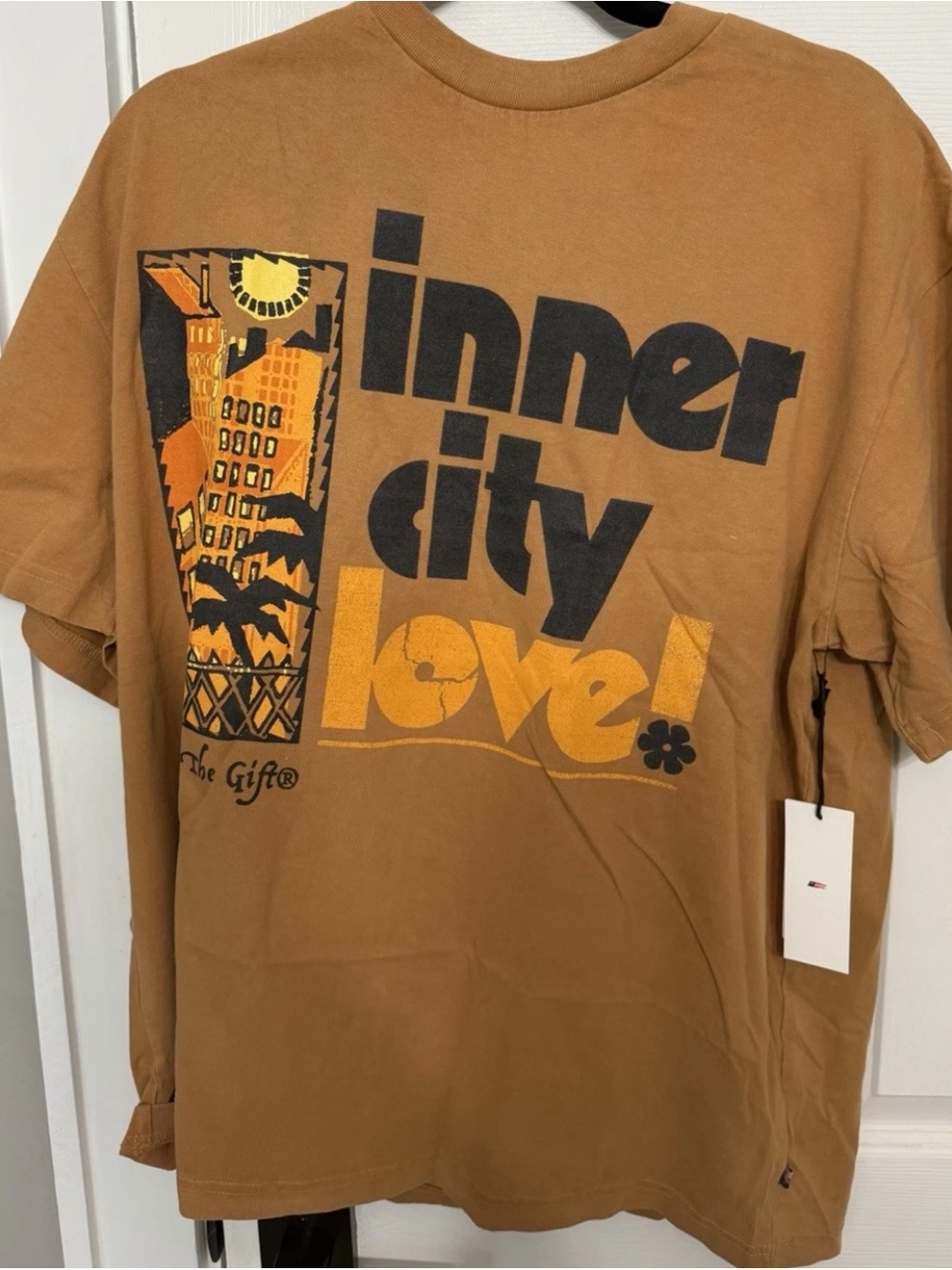 Honor The Gift Inner City Love Brown Short Sleeve Size Medium